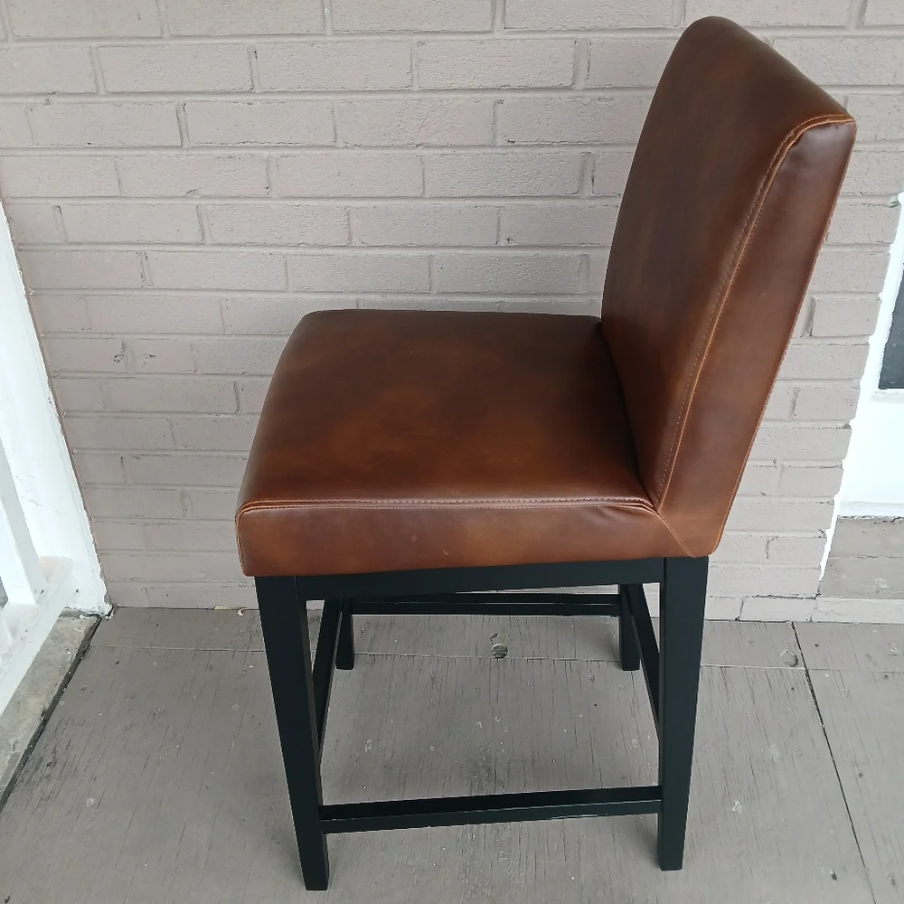 Elegant Brown Furniture Cover Accent Chair with Stylish Design